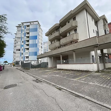 Apartment Alfa *